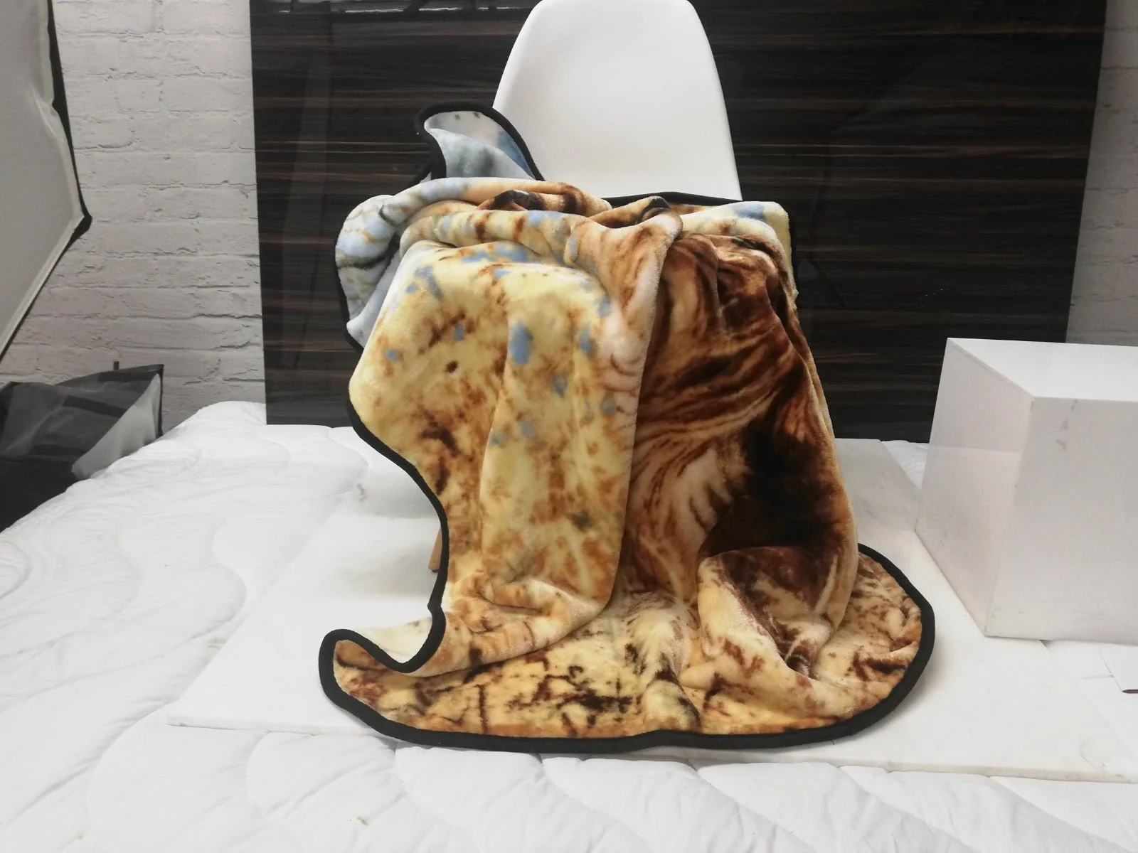 Animal Mink Throw - Image 2
