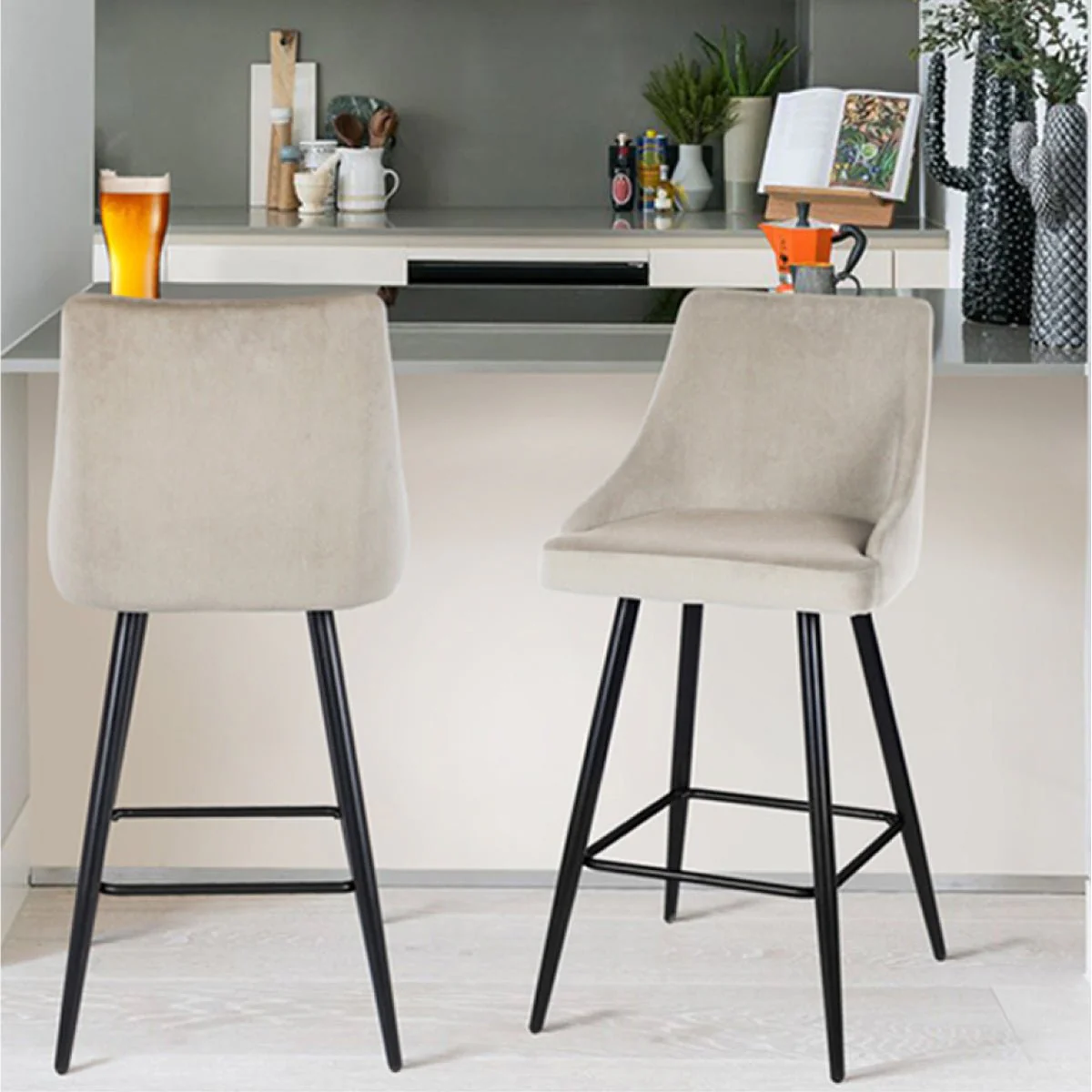 Barstool With black Frame - Image 3