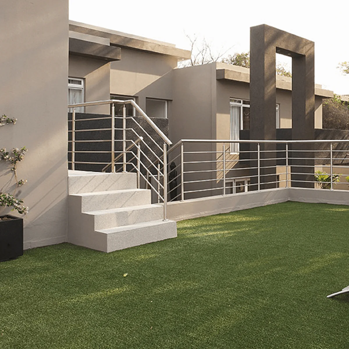 Lauren Taylor Artificial Grass Carpet - Image 4
