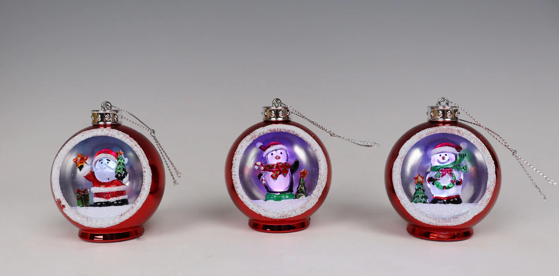 LAUREN TAYLOR - Christmas colour changing LED ornament-Red