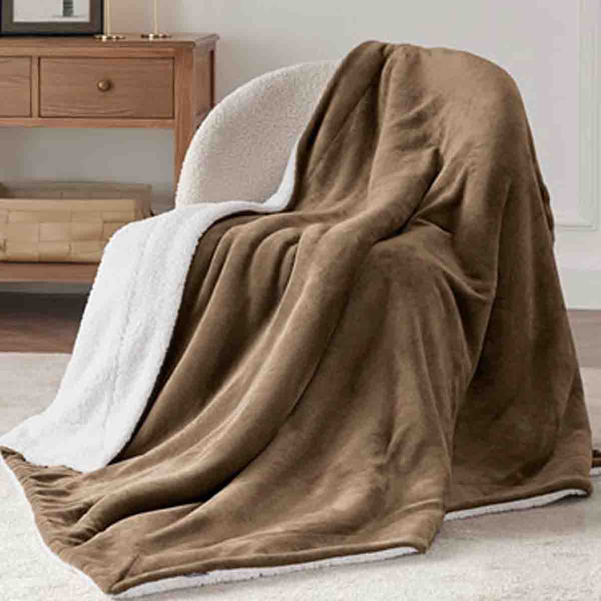 Lauren Taylor-Sherpa Throw - Image 4