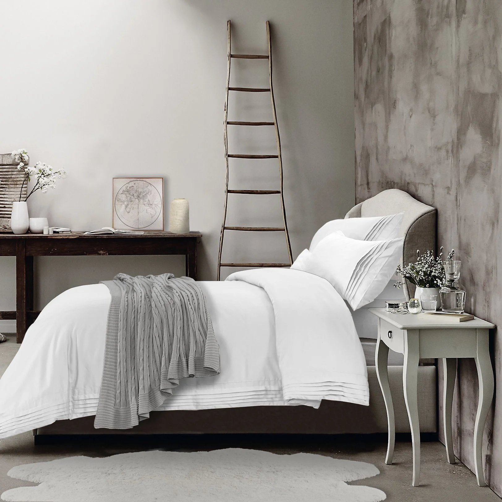 Lauren Taylor Signature - Hotel Pleated Duvet Cover Set | 320 Threads