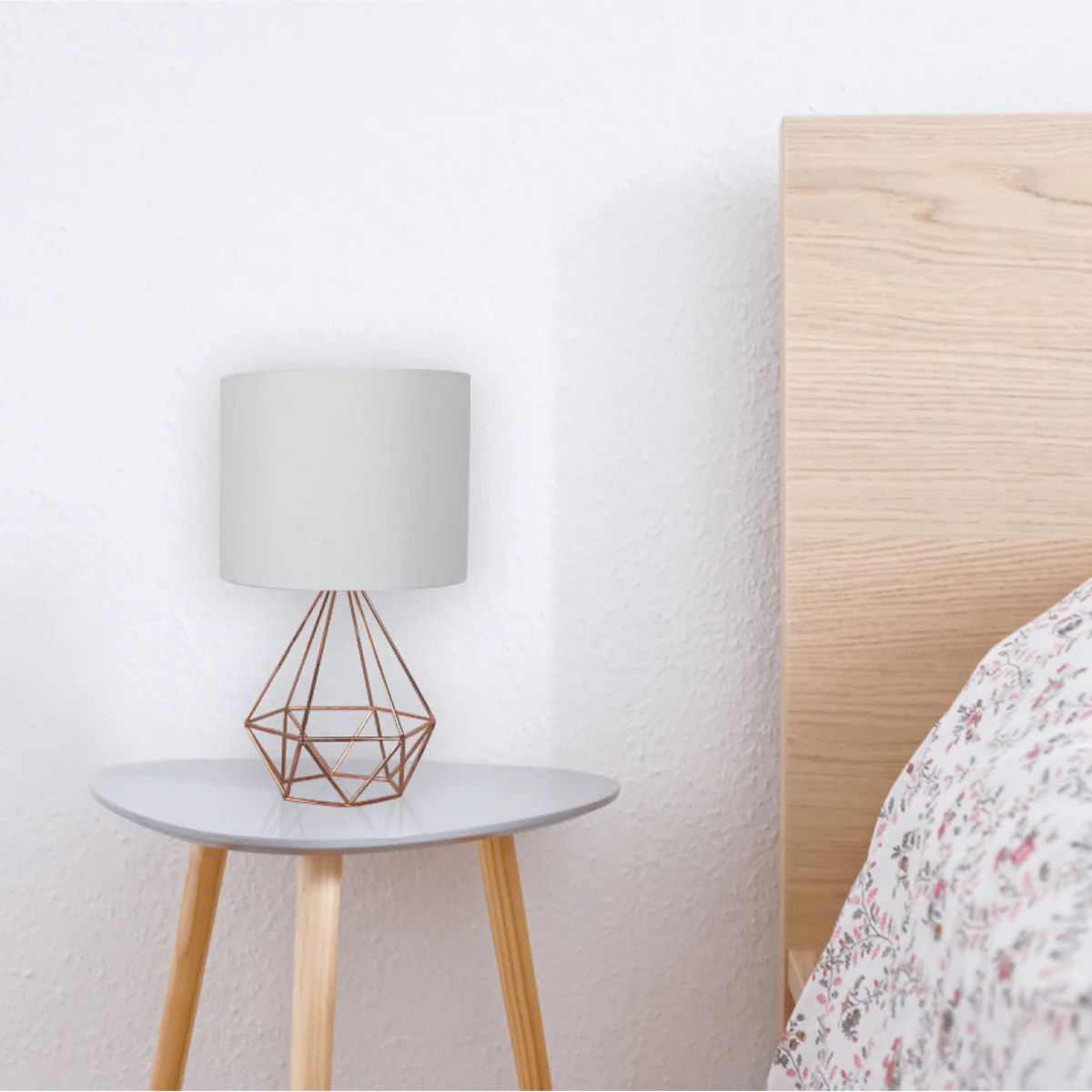 LAUREN TAYLOR | Table Lamp on Metal Copper Base - Image 2