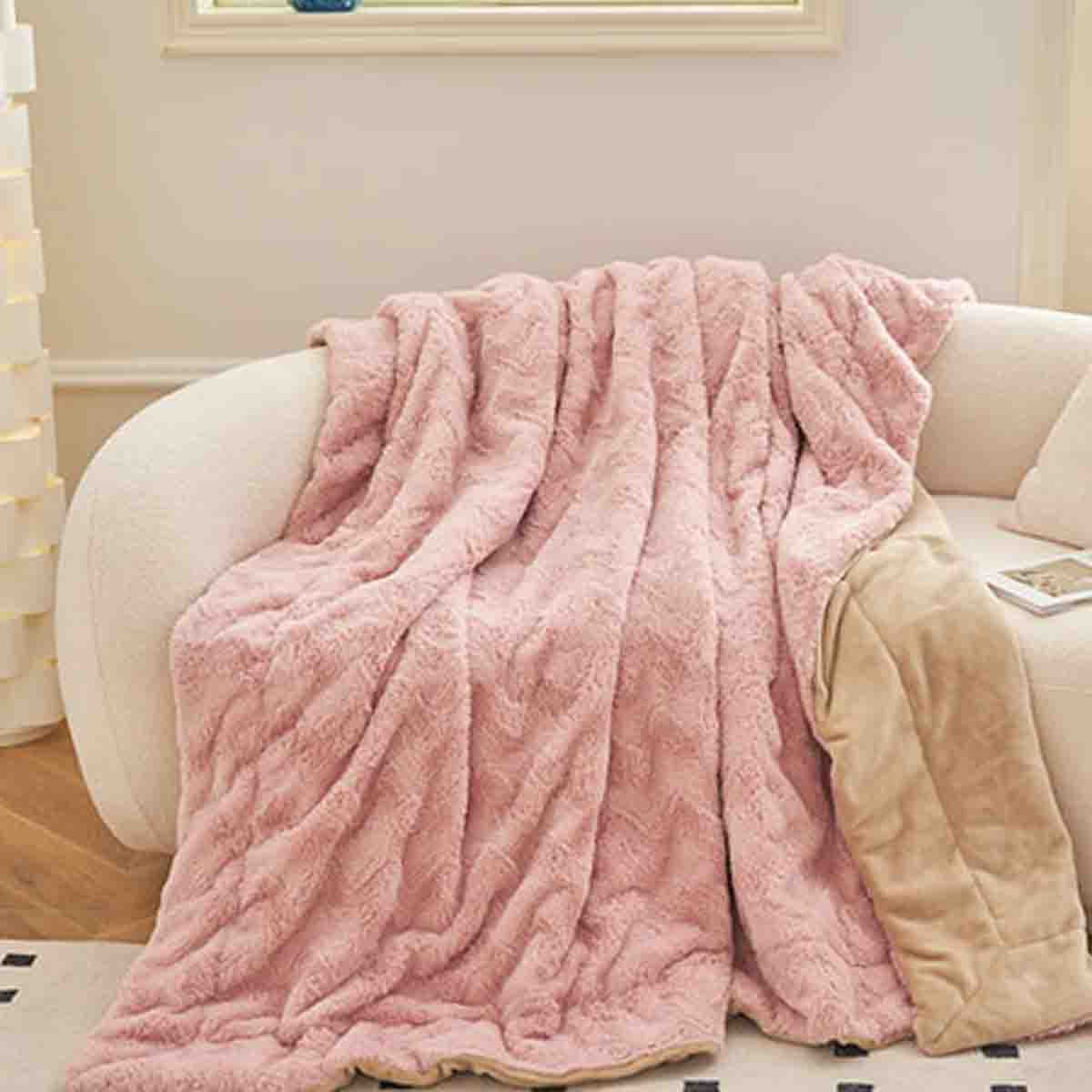 Lauren Taylor - THOR Faux Fur Blanket - Image 4