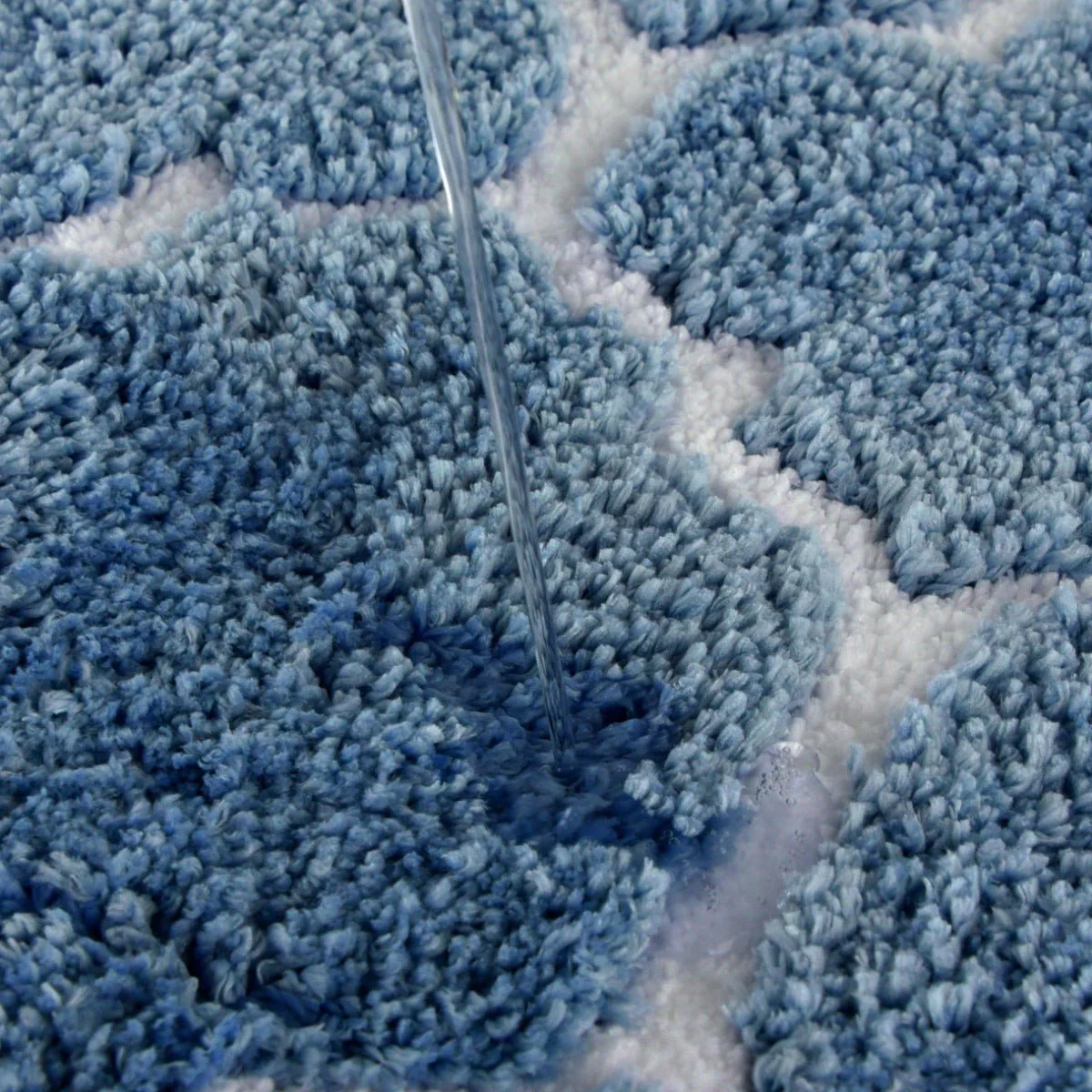 Laurent Taylor - Geo Pile Micro Fiber Bath Mat - Image 4