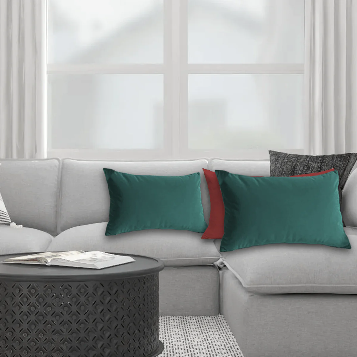 Layla- Velvet Cushion Invisible Zipper
