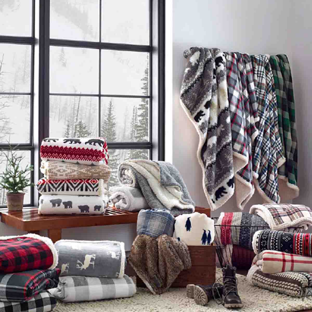 MATHISON Plaid Velour Reverse to Sherpa Throw & Blanket - Image 2