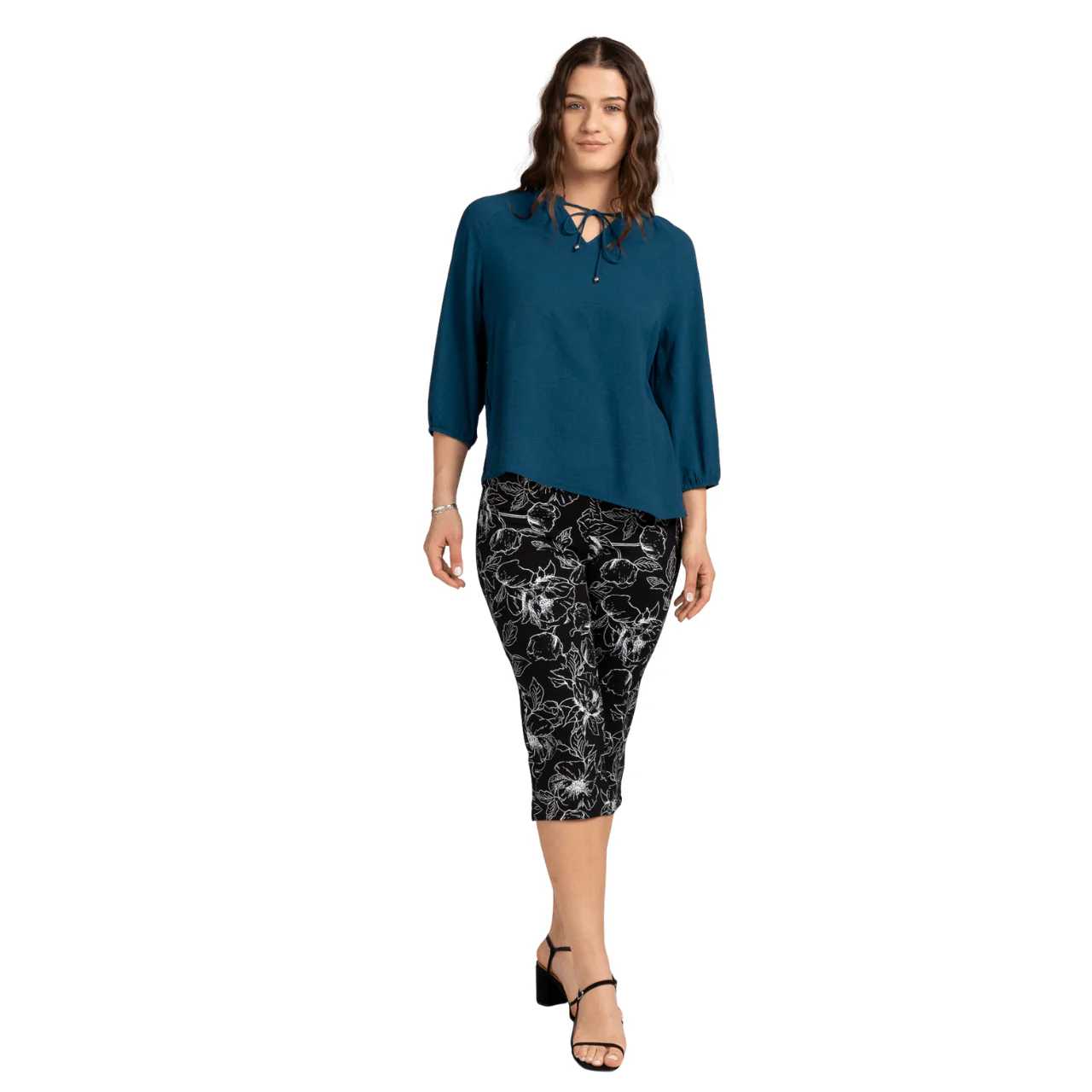 Printed Pull-On Capri Pants