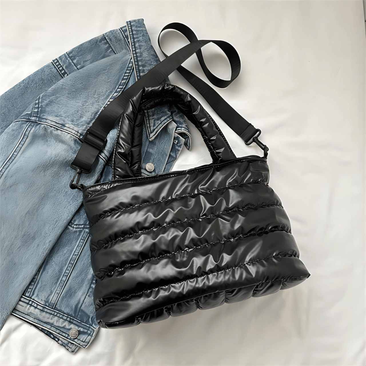 Quilted Tote Bag with Adjustable Strap - Image 3