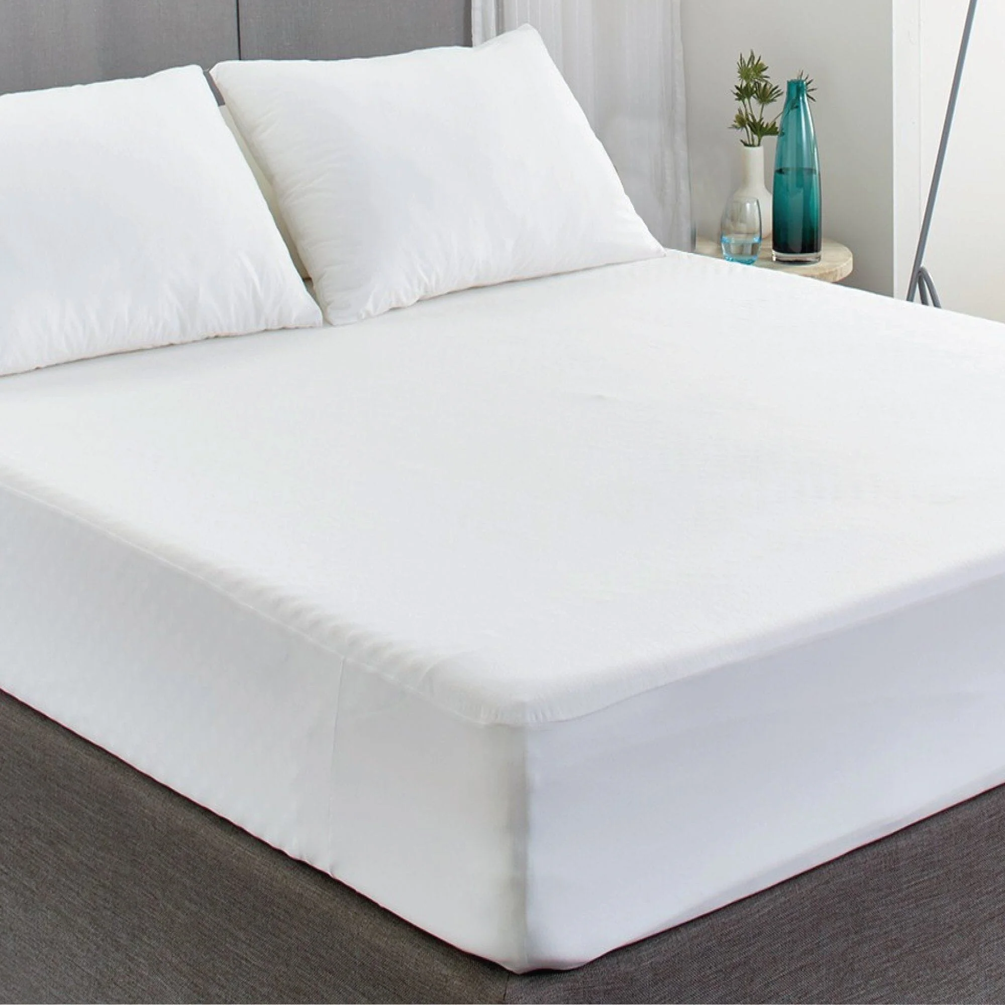 Studio 707 - Basic Waterproof Mattress Protector