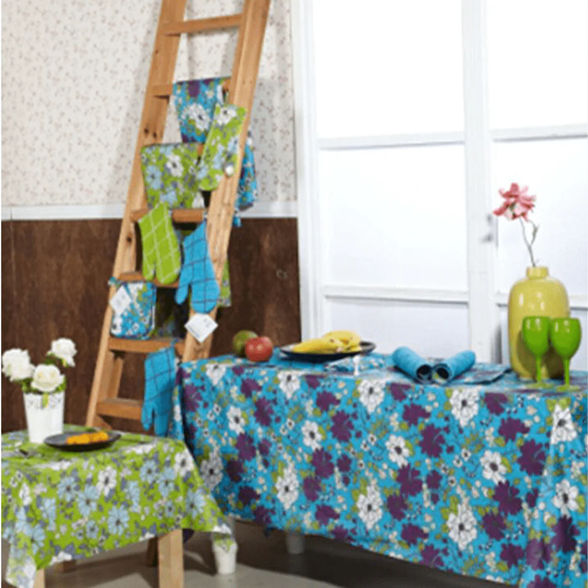 Tablecloth Bistro